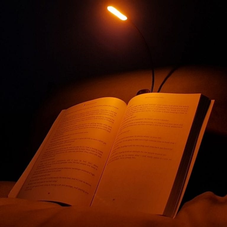 Amber Book Light 100 FREE of Blue Light Urban Hippee