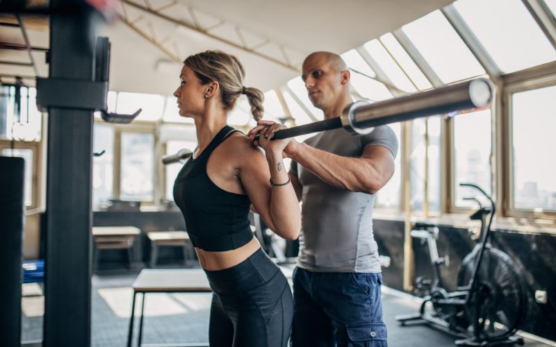 Red light therpay and infrared how it improves athetes recovery.