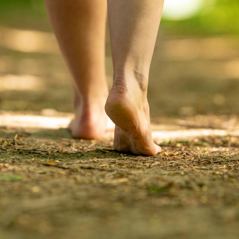 Grounding & earthing without shoes on dirt.